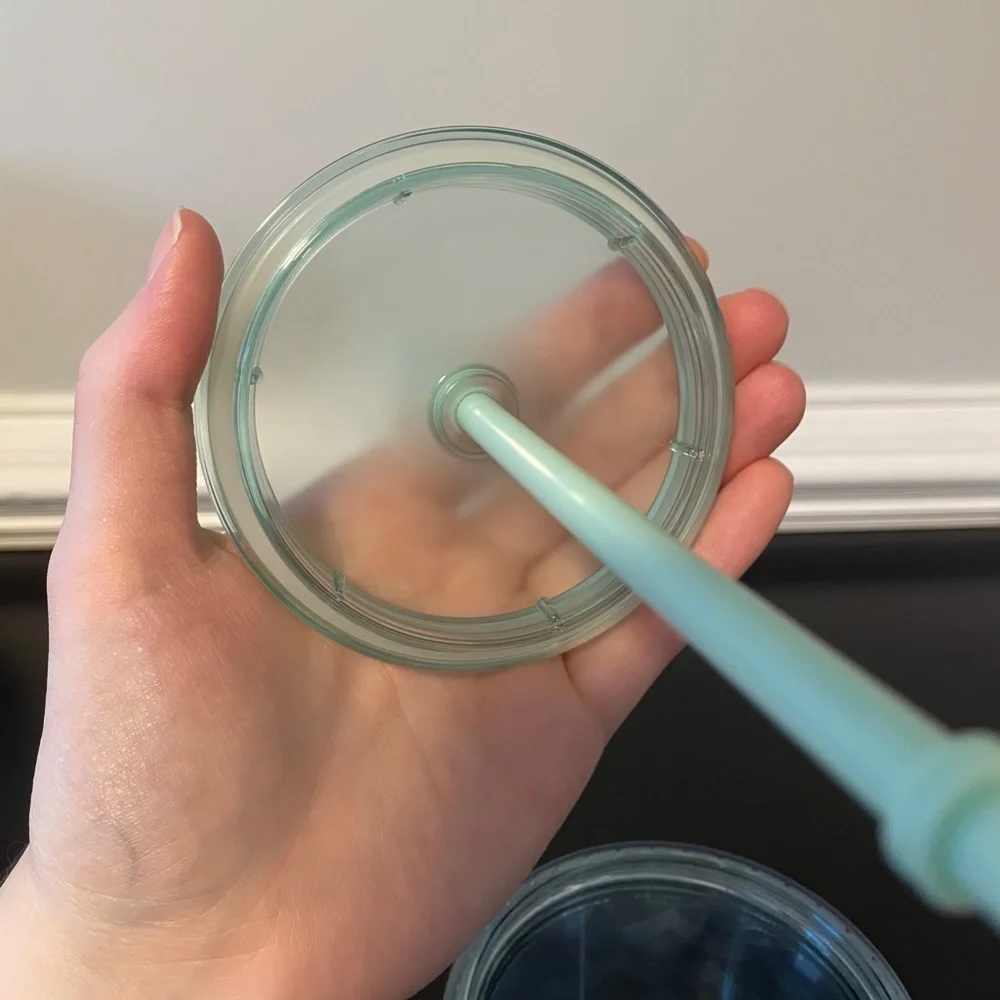 Starbucks grande tumblers